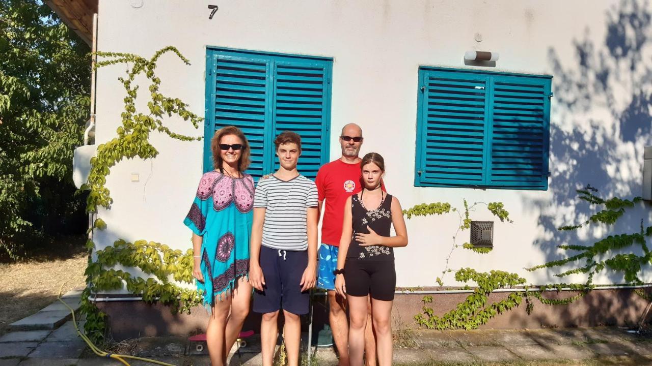 Villa Szalakóta Ház Balatongyörök Esterno foto